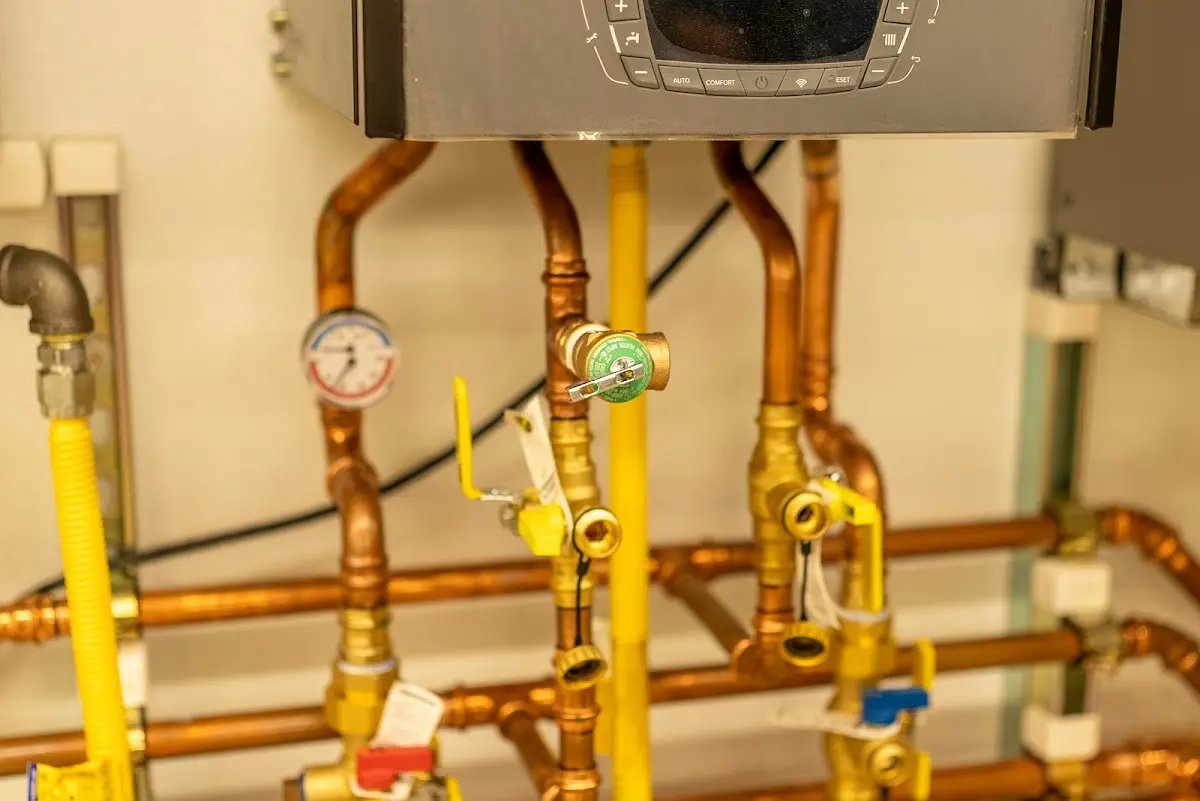 Licensed technician providing Pipe Repair for a homeowner in Ashland City